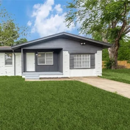 Rent this 3 bed house on 198 West Way Street in Lewisville, TX 75057