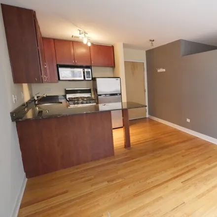 Rent this studio apartment on 625 West Wrightwood Avenue