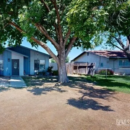 Buy this 4 bed house on 10612 Cave Avenue in City of Bakersfield, CA 93312