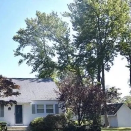 Rent this 5 bed house on 253 Wood Crest Road in Oakhurst Manor, Ocean Township