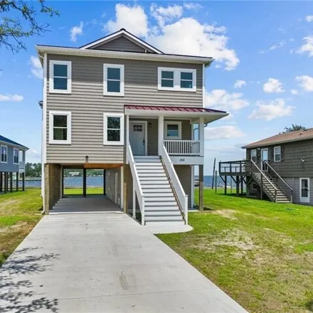 Image 2 - 168 Walnut Island Boulevard, Walnut Island, Currituck County, NC 27939, USA - House for sale