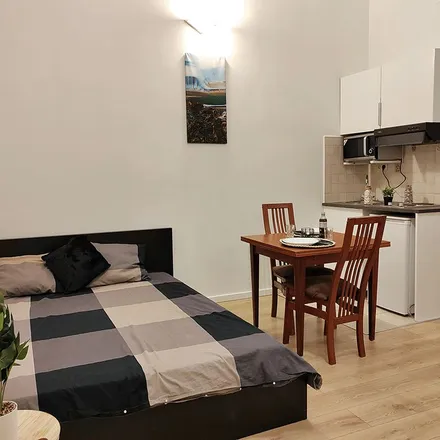 Rent this 1 bed apartment on Lemonnier in Boulevard Maurice Lemonnier - Maurice Lemonnierlaan, 1000 Brussels