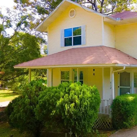 Buy this 3 bed house on 412 Winchester Street in Flippin, Marion County