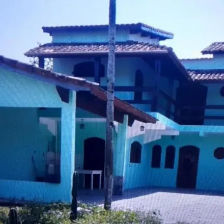 Buy this studio house on Rua Joaquim José da Silva Xavier in Jardim Aruan, Caraguatatuba - SP