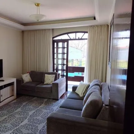 Buy this 3 bed house on Rua Augusta 84 in Vila Helena, Santo André - SP