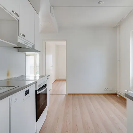Image 3 - Keinulaudantie 3, 00940 Helsinki, Finland - Apartment for rent