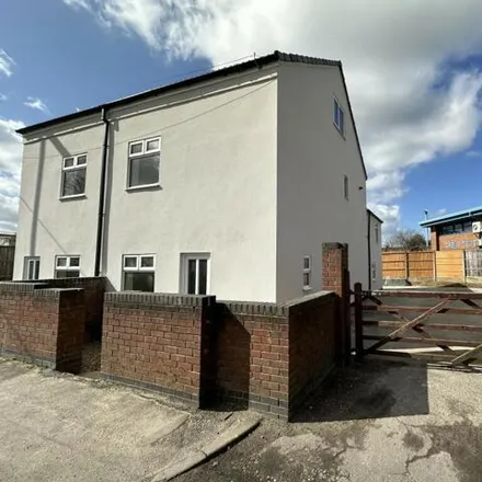Image 1 - Cable-Tec, Station Road, Sutton-in-Ashfield, NG17 5GB, United Kingdom - Duplex for sale