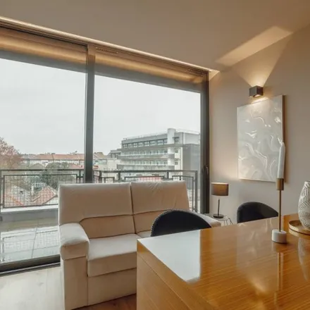 Rent this 2 bed apartment on Porto City Hotel in Rua de Faria Guimarães 211, 4000-206 Porto