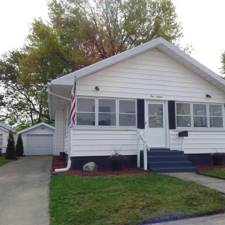 Buy this 2 bed house on 624 South Middleboro Avenue in Mishawaka, IN 46544