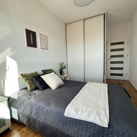 Rent this 2 bed apartment on Medicover in Aleja Rzeczypospolitej 5, 02-999 Warsaw