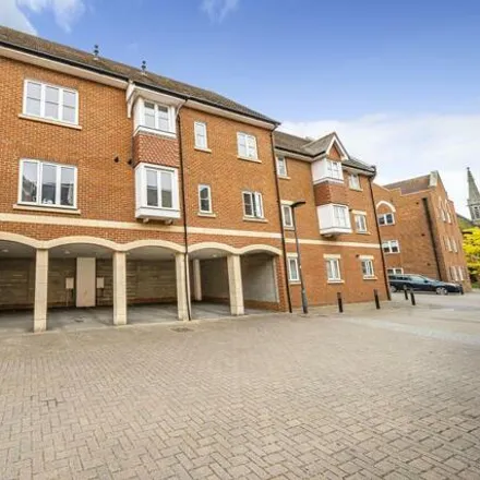Buy this 1 bed apartment on 119-128 St Mary's in Wantage, OX12 8FF