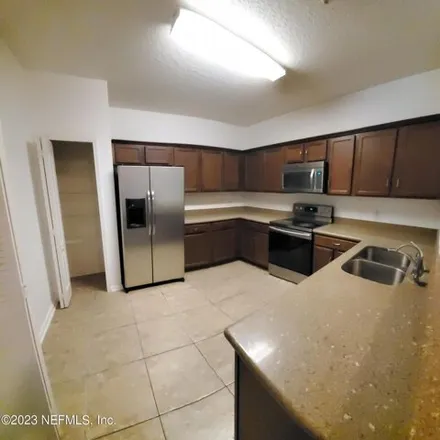 Image 4 - 4990 Key Lime Drive, Jacksonville, FL 32256, USA - Condo for rent