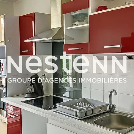 Rent this 3 bed apartment on 146 Avenue Franklin Roosevelt in 69500 Bron, France