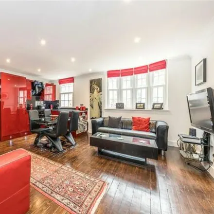 Rent this 3 bed house on 30 Comeragh Road in London, W14 9HP