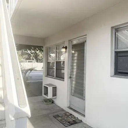 Image 4 - 819 2nd Avenue South, Lake Worth Beach, FL 33460, USA - Condo for rent