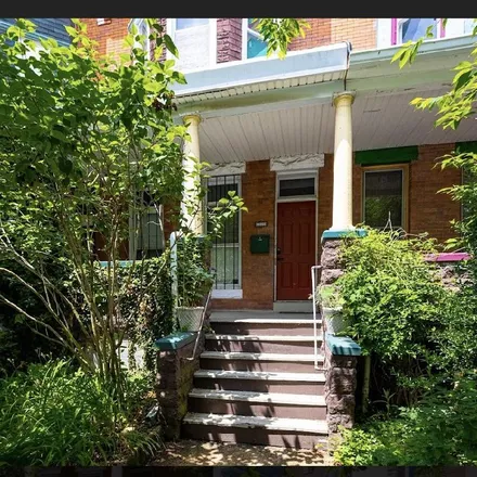 Image 2 - 2704 Guilford Avenue, Baltimore, MD 21218, USA - Townhouse for rent
