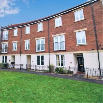Image 1 - 40, 40A, 40B, 40C Gras Lawn, Exeter, EX2 4SS, United Kingdom - Townhouse for rent