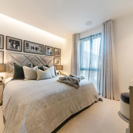 Rent this 3 bed apartment on Lockside House in Thurstan Street, London