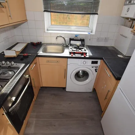 Rent this 2 bed apartment on Freemantle Arms in Albany Road, Southampton