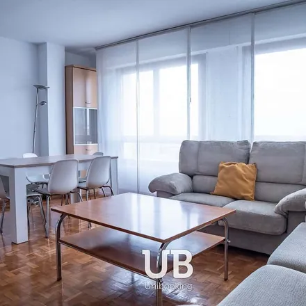 Rent this 4 bed apartment on Calle Irunlarrea in 10, 31008 Pamplona
