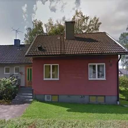 Rent this 5 bed house on Schillingvägen in 712 30 Hällefors, Sweden