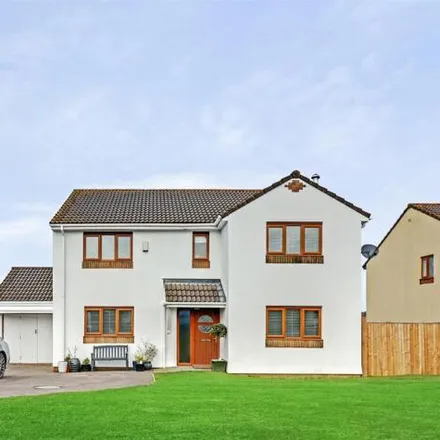 Buy this 5 bed house on Elm Close in Cornwell, Devon