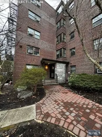 Rent this studio house on Fairview Avenue in Linwood, Fort Lee