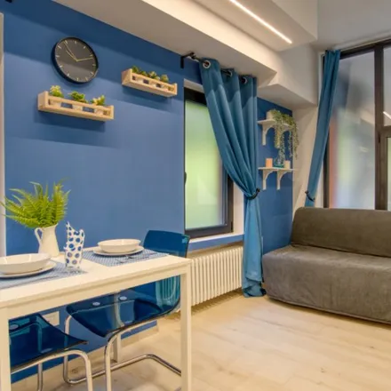 Rent this 1 bed apartment on Viale Giovanni Suzzani 270 in 20126 Milan MI, Italy