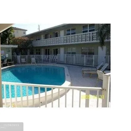 Image 2 - 3234 Northeast 13th Street, Country Club Isles, Pompano Beach, FL 33062, USA - Condo for rent