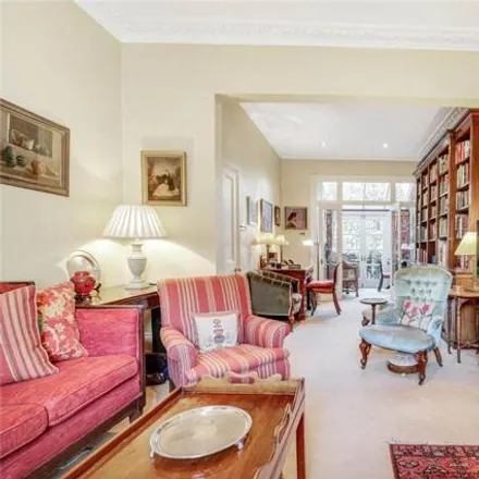 Buy this 5 bed townhouse on 466 King's Road in Lot's Village, London