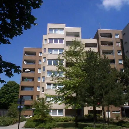 Rent this 3 bed apartment on Jahnstraße 66 in 41189 Mönchengladbach, Germany
