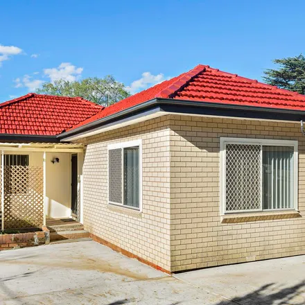 Rent this 3 bed apartment on 75 Wakehurst Parkway in Seaforth NSW 2092, Australia