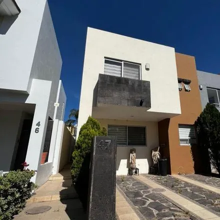 Buy this 3 bed house on Calle Oporto in 45051 La Tijera, JAL