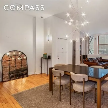Rent this studio apartment on 133 Mercer St Fl 4 in New York, 10012