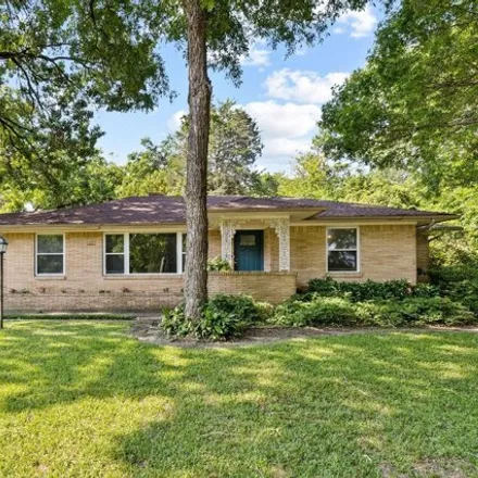 Image 3 - 7446 Daingerfield Dr, Dallas, Texas, 75227 - House for sale