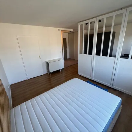 Rent this 1 bed apartment on 55 Rue Gabriel Péri in 78420 Carrières-sur-Seine, France