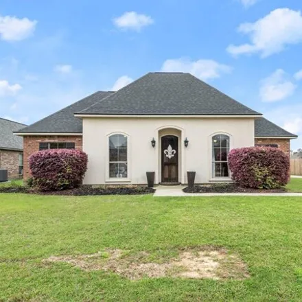 Buy this 3 bed house on 9180 Willow Point Drive in Denham Springs, LA 70726