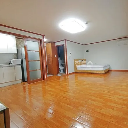 Image 6 - 서울특별시 강남구 역삼동 690-2 - Apartment for rent