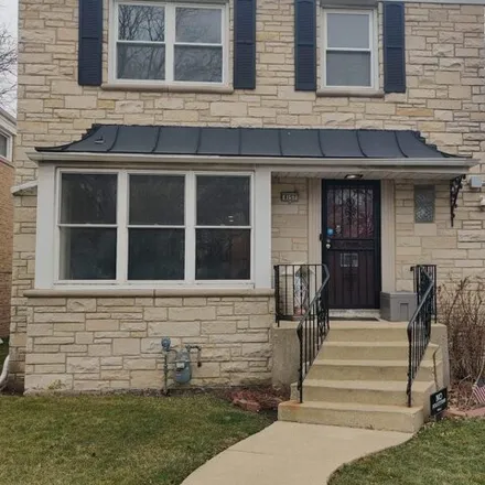 Image 2 - 6157 North Caldwell Avenue, Chicago, IL 60646, USA - House for sale