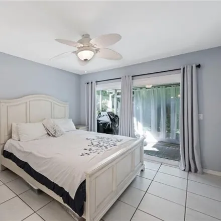 Image 8 - 3312 Timberwood Circle, Collier County, FL 34105, USA - Condo for sale