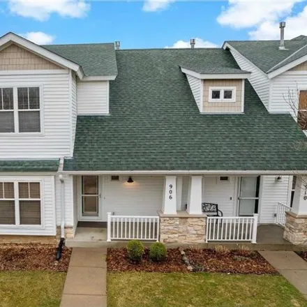 Buy this 3 bed house on 906 New Century Boulevard South in Maplewood, MN 55119