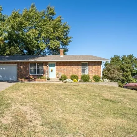 Buy this 2 bed house on 131 Crestview Drive in Sainte Genevieve, MO 63670