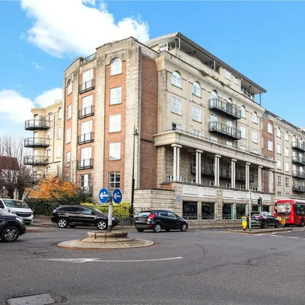 Rent this 2 bed apartment on Raymond Road in London, SW19 4AR