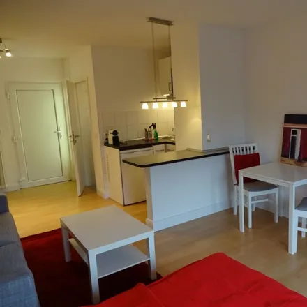 Rent this 1 bed apartment on Eschenheimer Anlage 16 in 60318 Frankfurt, Germany