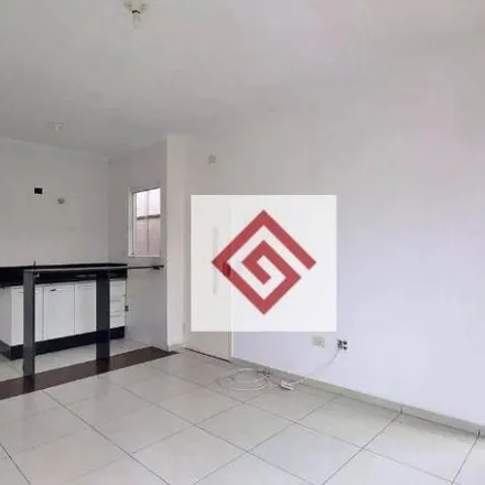 Rent this 3 bed apartment on Avenida Estados Unidos in Santa Terezinha, Santo André - SP