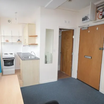 Image 1 - Mede House, Salisbury Street, Bedford Place, Southampton, SO15 2TZ, United Kingdom - Apartment for rent