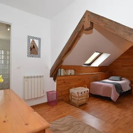 Rent this 2 bed house on Rue de Brocéliande in 35190 Cardroc, France