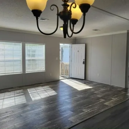 Image 3 - 27 B Street, Lutz, FL 33549, USA - Apartment for rent