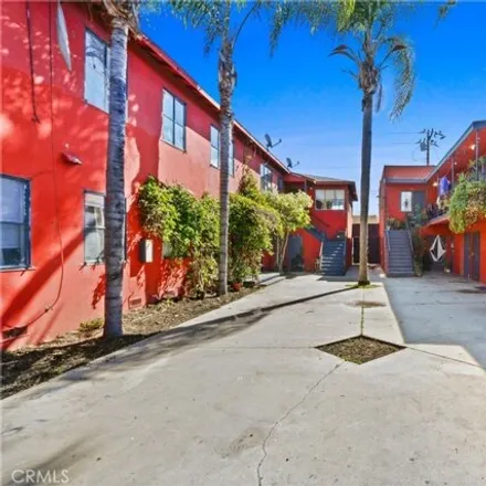 Image 4 - 732 Cerritos Avenue, Long Beach, CA 90813, USA - House for sale