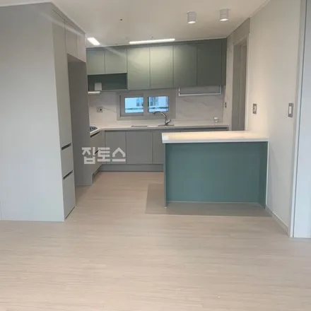 Rent this 2 bed apartment on 서울특별시 도봉구 도봉동 63